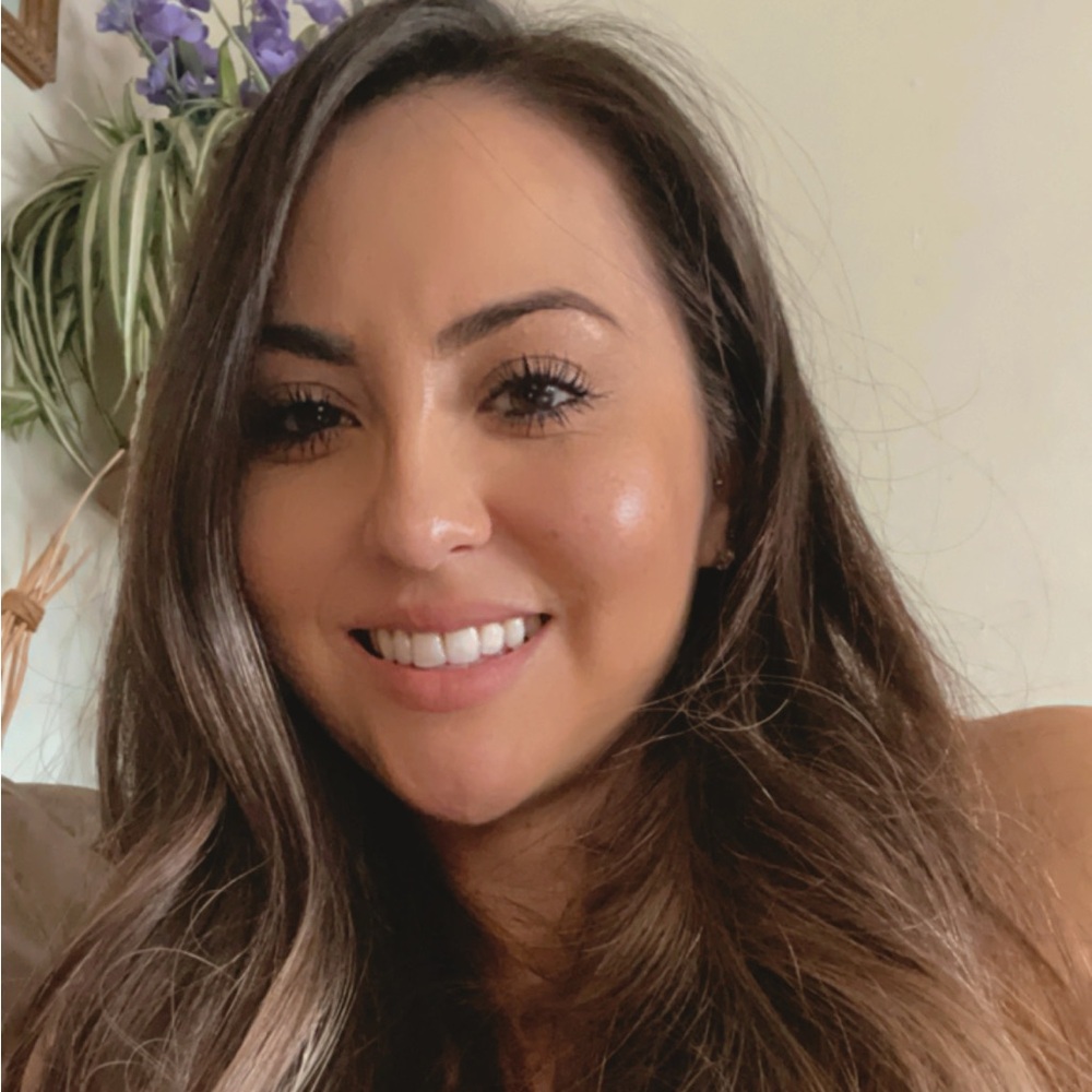 Meet your Posher, Ana